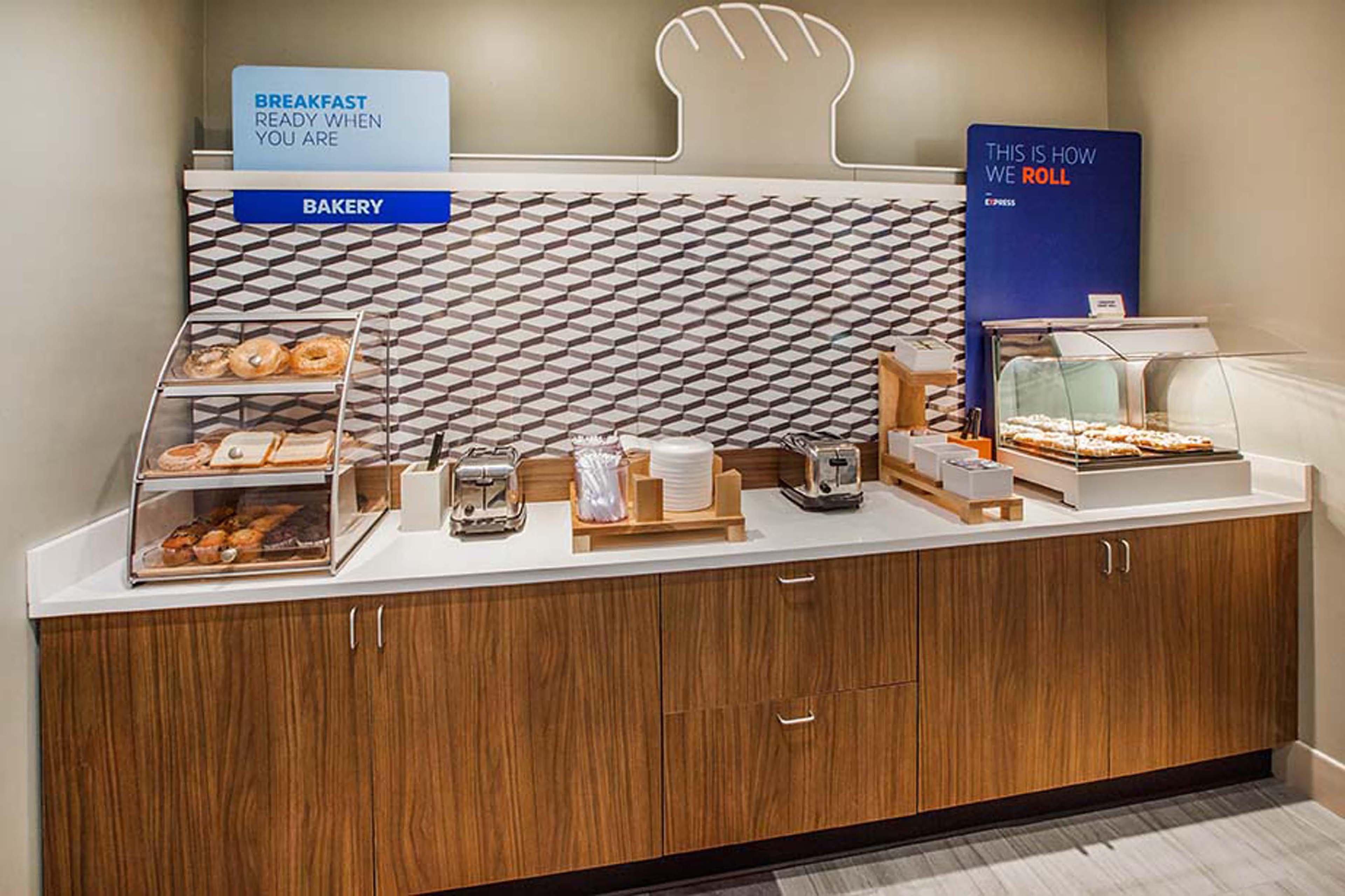 Holiday Inn Express & Suites Miami Kendall By Ihg מראה חיצוני תמונה